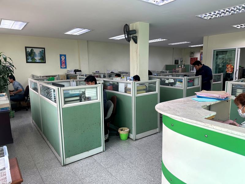 Waiwa sales office floor